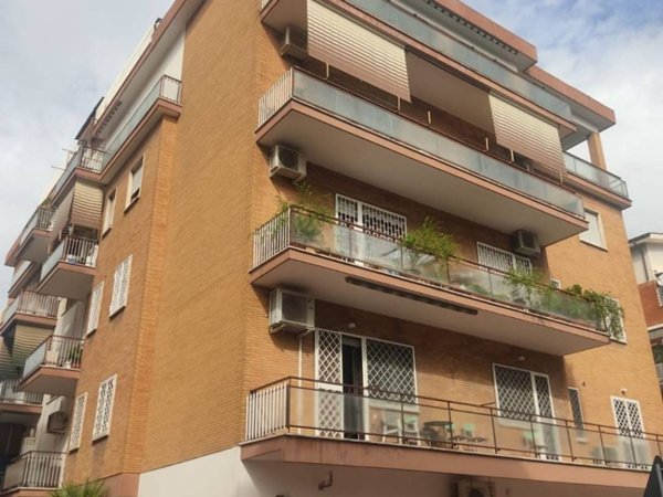 appartamento in vendita a Roma in zona Aurelio