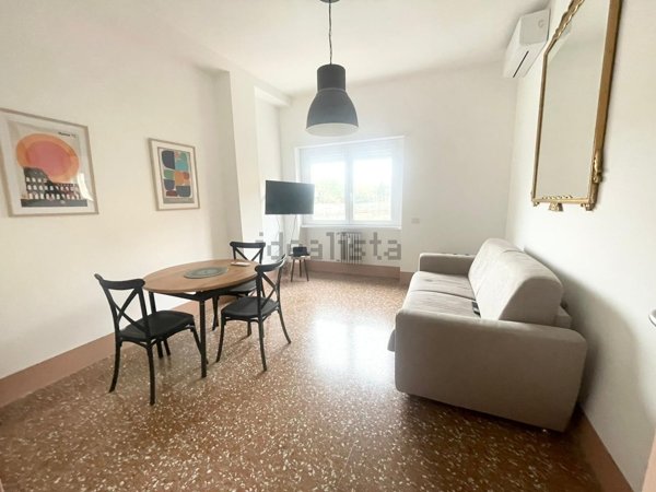 appartamento in vendita a Roma in zona Prenestino-Labicano