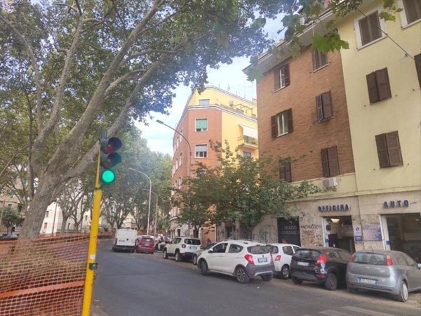 appartamento in vendita a Roma in zona Gianicolense