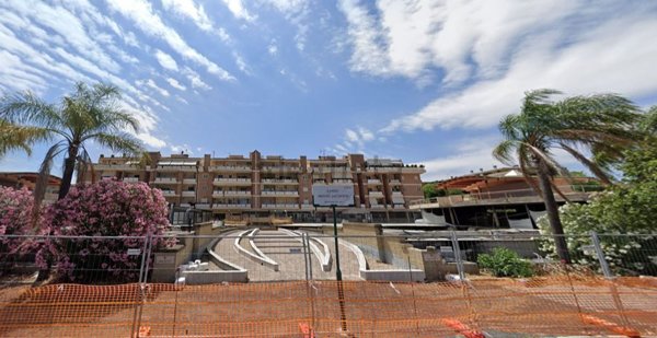 ufficio in vendita a Roma in zona Mezzocammino