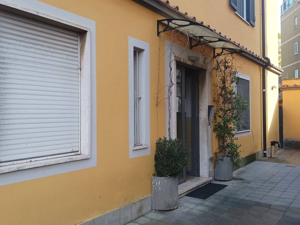 appartamento in vendita a Roma in zona Primavalle