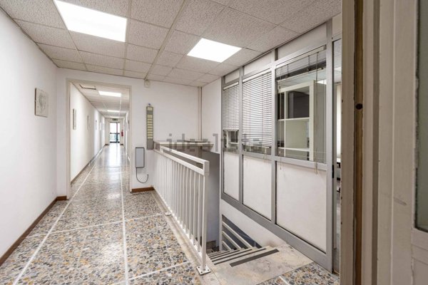 ufficio in vendita a Roma in zona Fidene