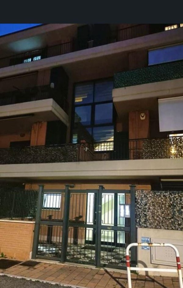 appartamento in vendita a Roma in zona Osteria del Curato