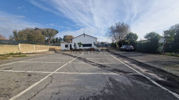 locale di sgombero in vendita a Roma in zona Tiburtino