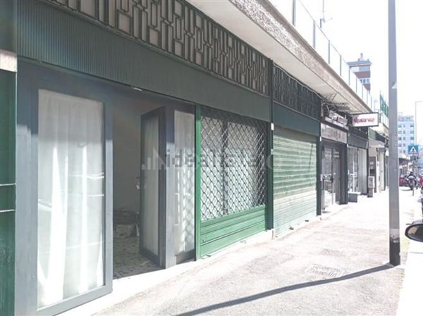 locale commerciale in vendita a Roma in zona Pietralata