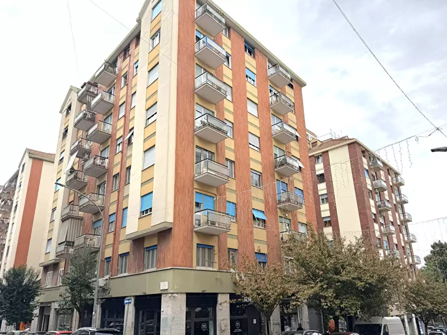 appartamento in vendita a Roma in zona Appio Latino