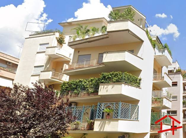 appartamento in vendita a Roma in zona Parioli
