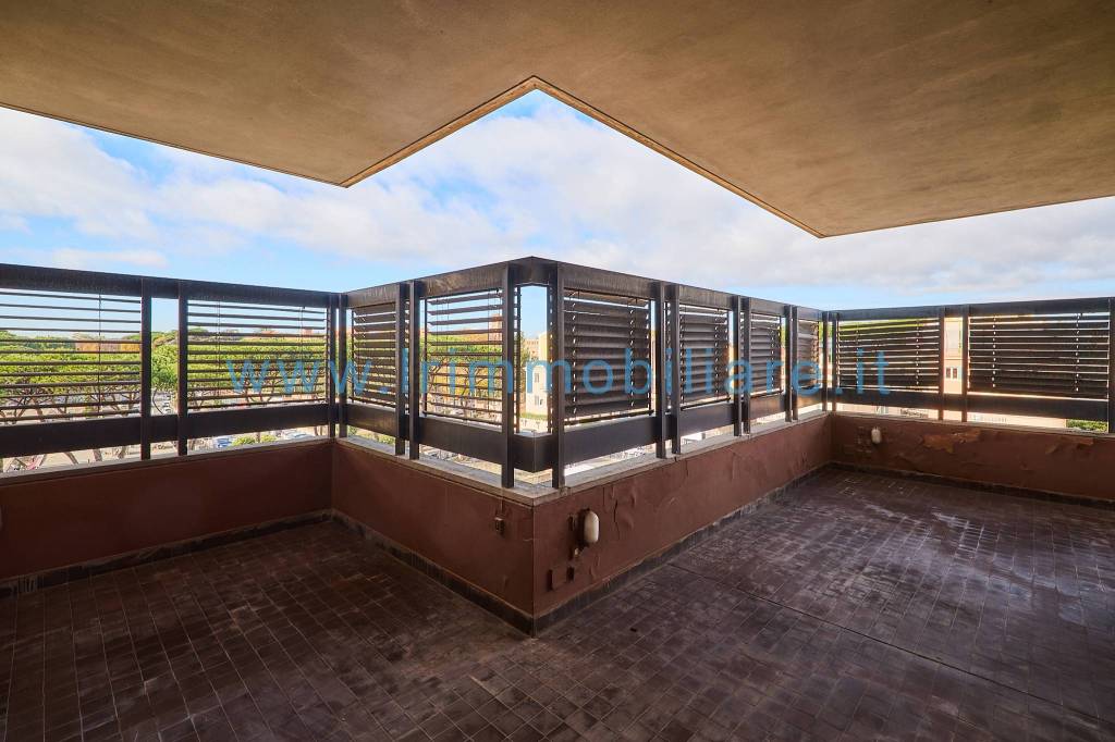 appartamento in vendita a Roma in zona Lunghezza