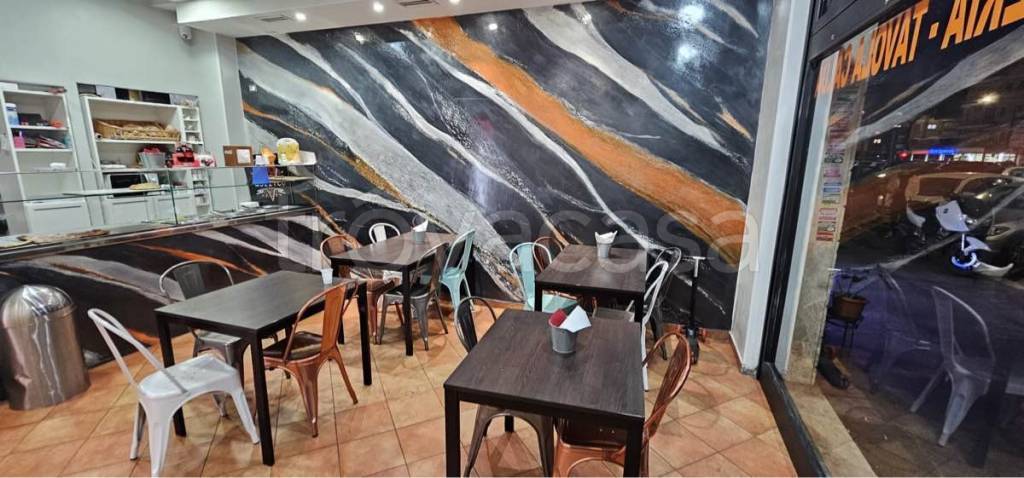 negozio in vendita a Roma in zona Prenestino-Centocelle