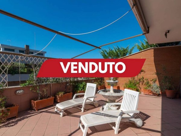 appartamento in vendita a Roma in zona Tor di Quinto