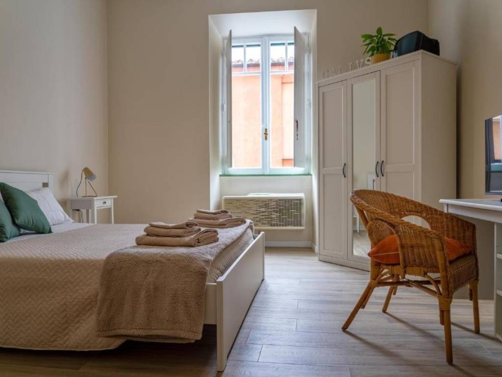 negozio in vendita a Roma in zona Celio