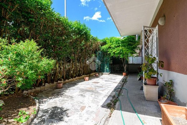 appartamento in vendita a Roma in zona Tuscolano