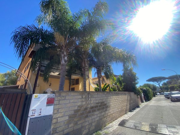 appartamento in vendita a Roma in zona Casal Palocco