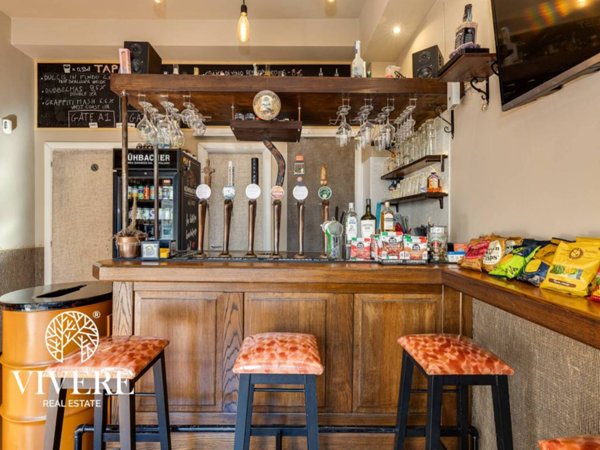 negozio in vendita a Roma in zona Gianicolense