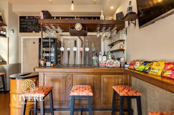 negozio in vendita a Roma in zona Gianicolense