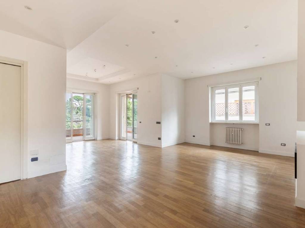 appartamento in vendita a Roma in zona Tor di Quinto