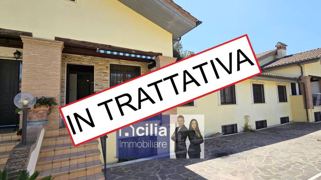 appartamento in vendita a Roma in zona Infernetto