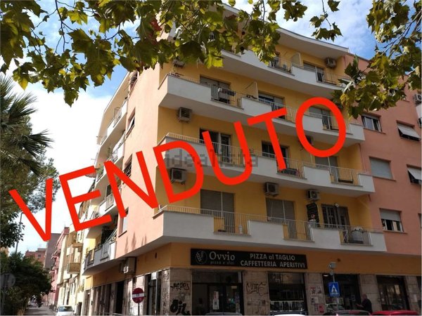 locale commerciale in vendita a Roma in zona Prenestino-Labicano