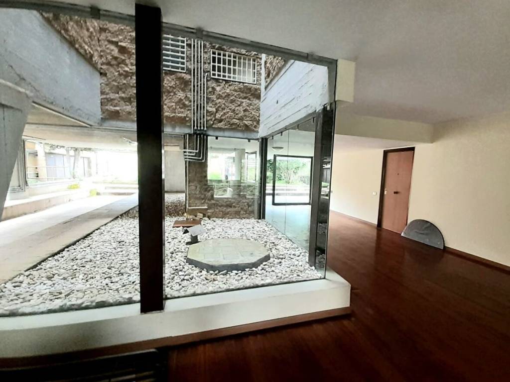 appartamento in vendita a Roma in zona Grottarossa