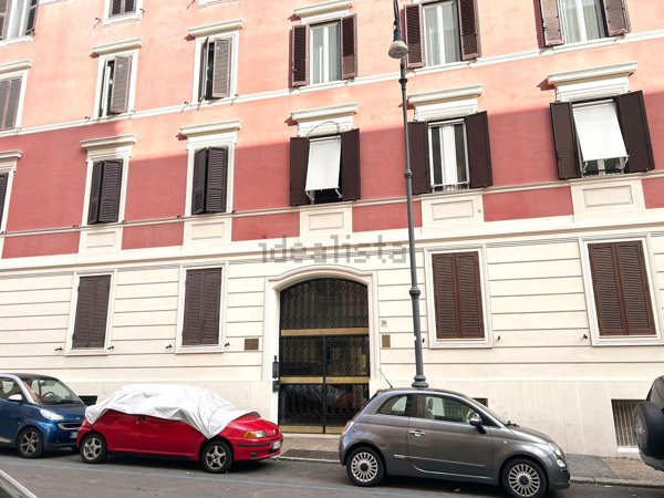 appartamento in vendita a Roma in zona Esquilino