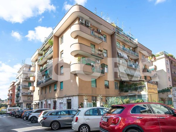appartamento in vendita a Roma in zona Gianicolense