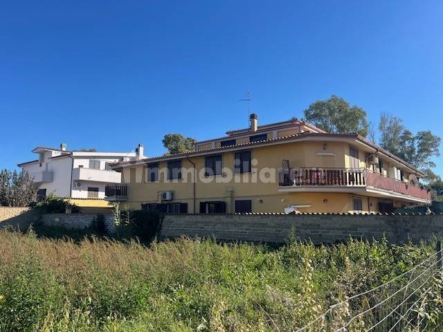 appartamento in vendita a Roma in zona Infernetto