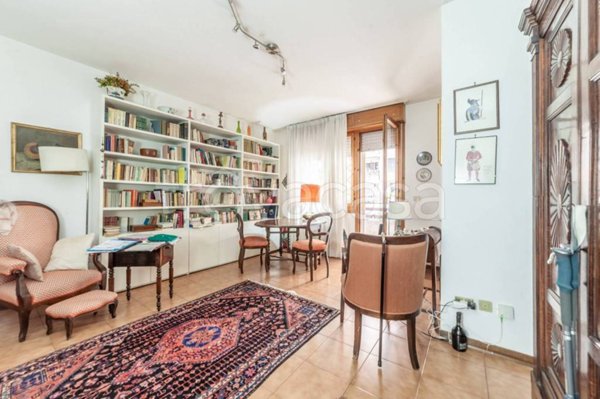 appartamento in vendita a Roma in zona Giuliano Dalmata