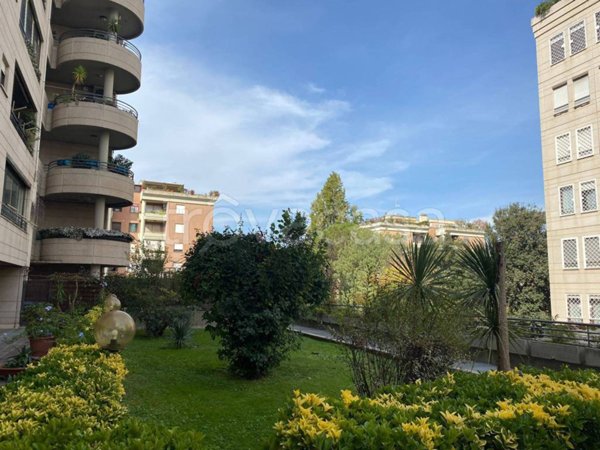 appartamento in vendita a Roma in zona Torrino