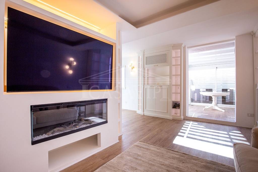 appartamento in vendita a Roma in zona Tomba di Nerone