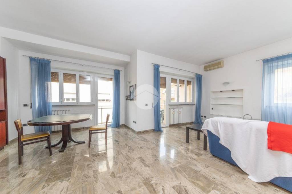 appartamento in vendita a Roma in zona Monte Sacro/Talenti