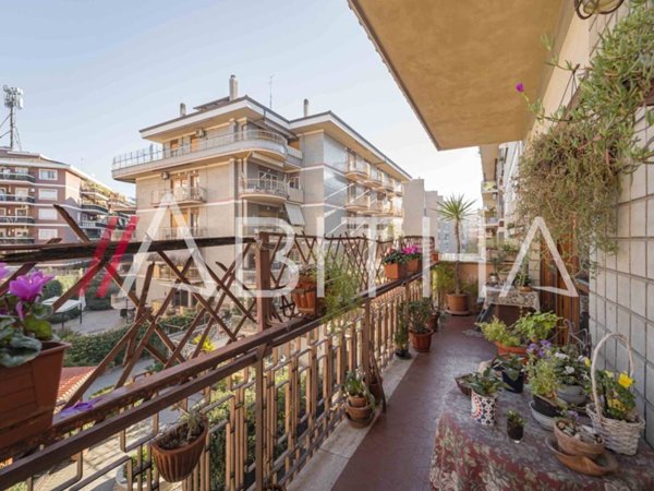 appartamento in vendita a Roma in zona Monte Sacro/Talenti