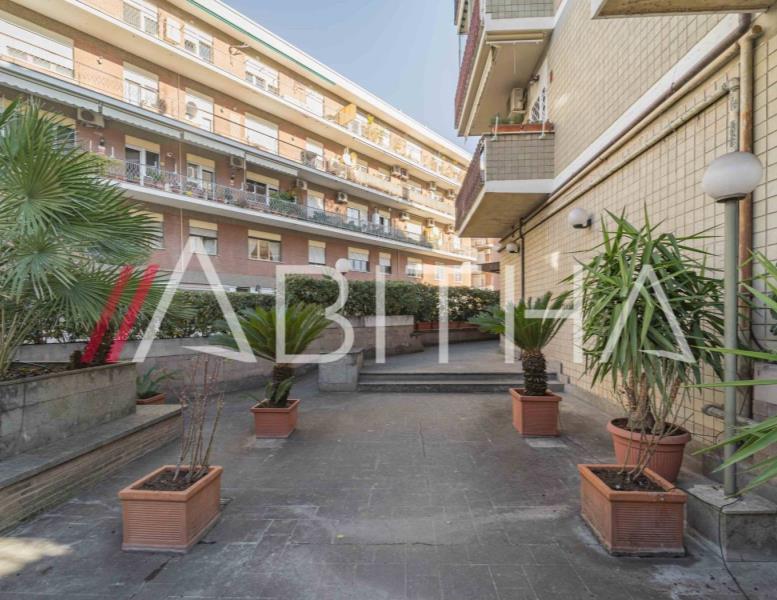 appartamento in vendita a Roma in zona Monte Sacro/Talenti