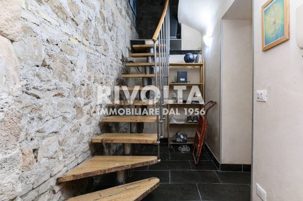 locale di sgombero in vendita a Roma