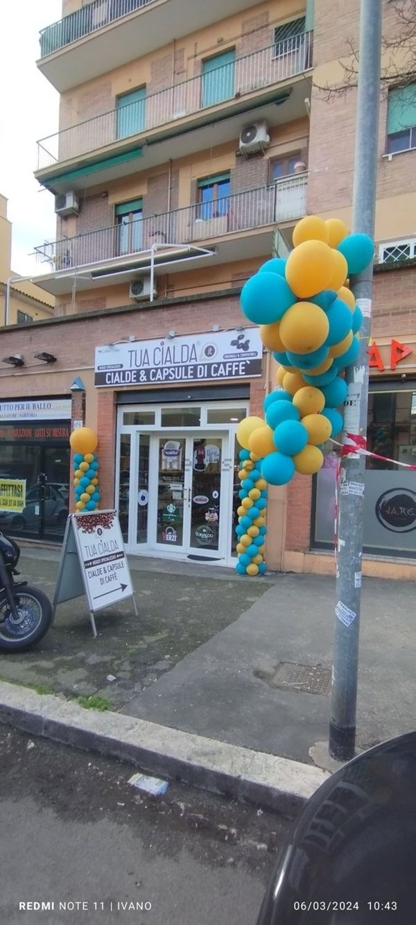 locale commerciale in vendita a Roma in zona Prenestino-Centocelle