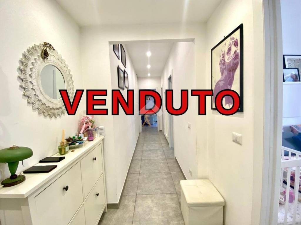 appartamento in vendita a Roma in zona Cinecittà