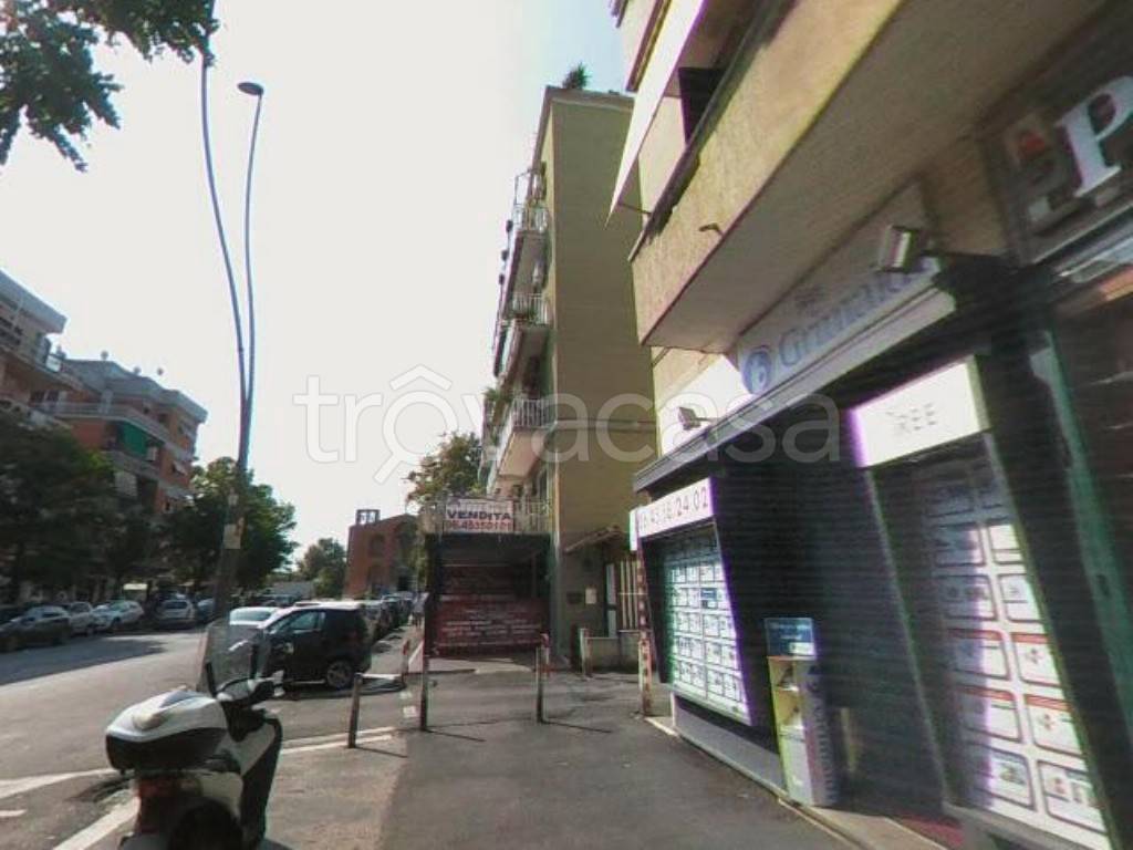 appartamento in vendita a Roma in zona Prenestino-Centocelle