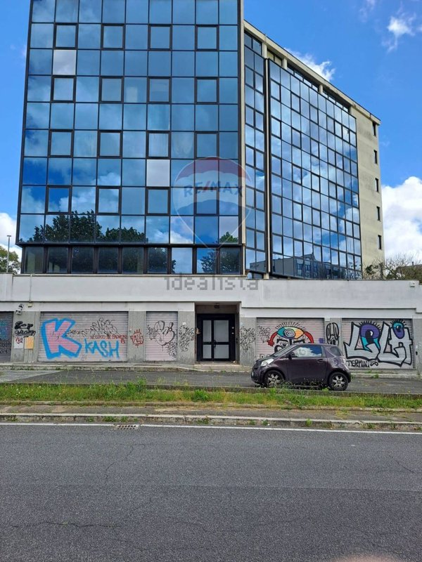 appartamento in vendita a Roma in zona Dragoncello