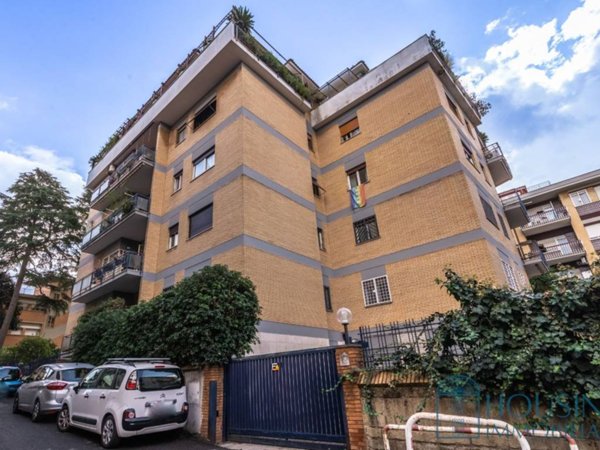 appartamento in vendita a Roma in zona Portuense
