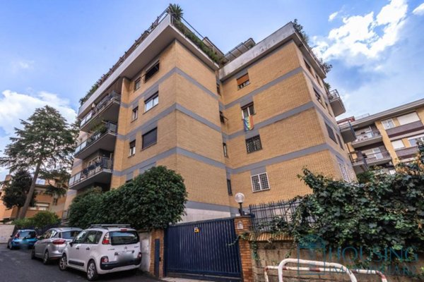 casa indipendente in vendita a Roma in zona Portuense