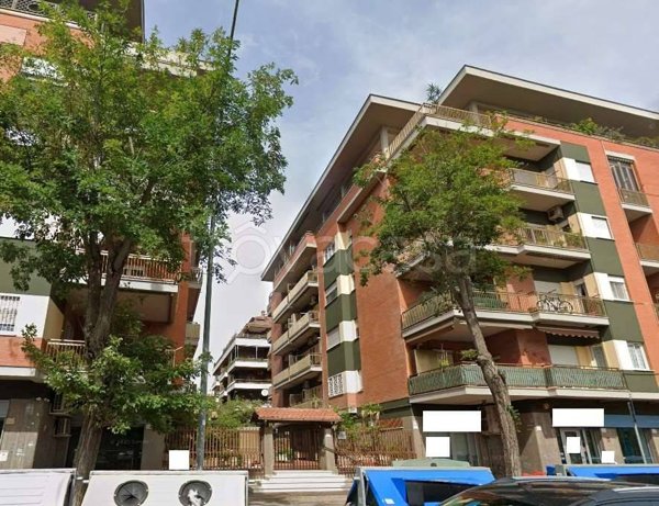 appartamento in vendita a Roma in zona Ostia
