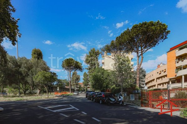 appartamento in vendita a Roma in zona Tor de' Cenci