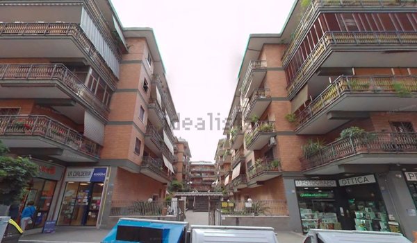 appartamento in vendita a Roma in zona Collatino