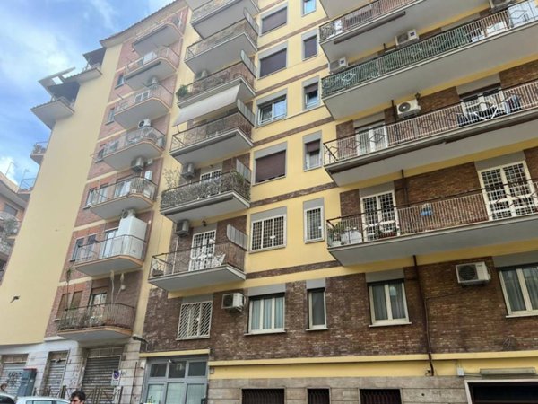appartamento in vendita a Roma in zona Tuscolano