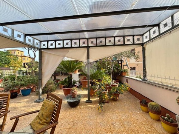 appartamento in vendita a Roma in zona Corviale