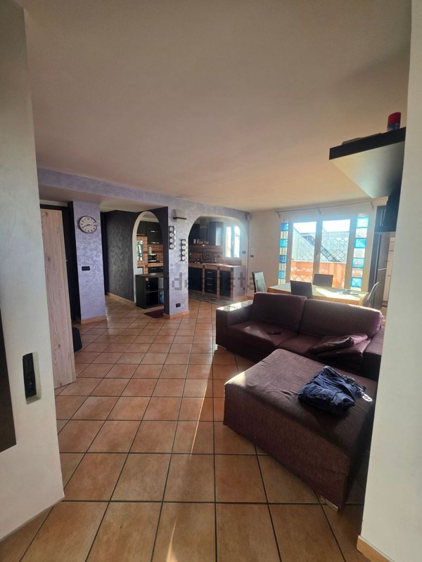 appartamento in vendita a Roma in zona Torre Angela