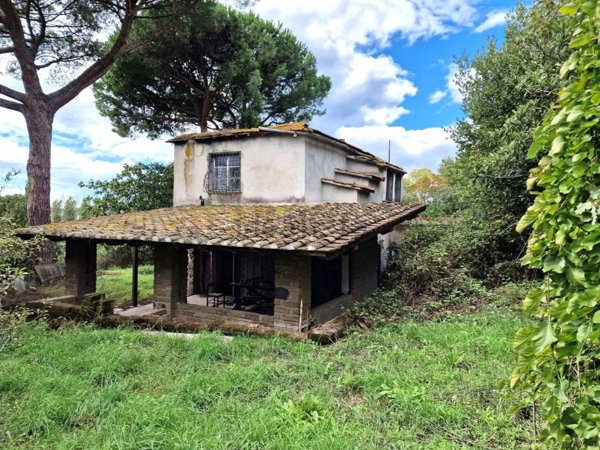 casale in vendita a Roma in zona Cesano
