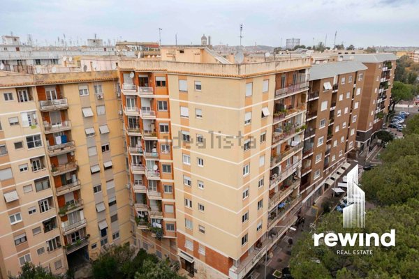 ufficio in vendita a Roma in zona Ostiense