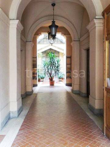 locale commerciale in vendita a Roma in zona Esquilino