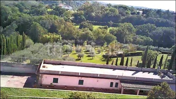 terreno agricolo in vendita a Roma in zona Trigoria
