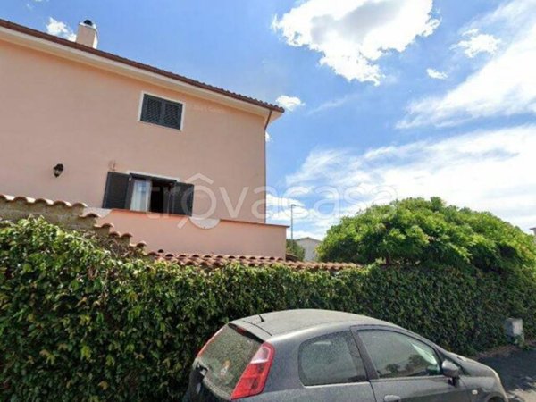 casa indipendente in vendita a Roma in zona Dragona/Bagnoletto